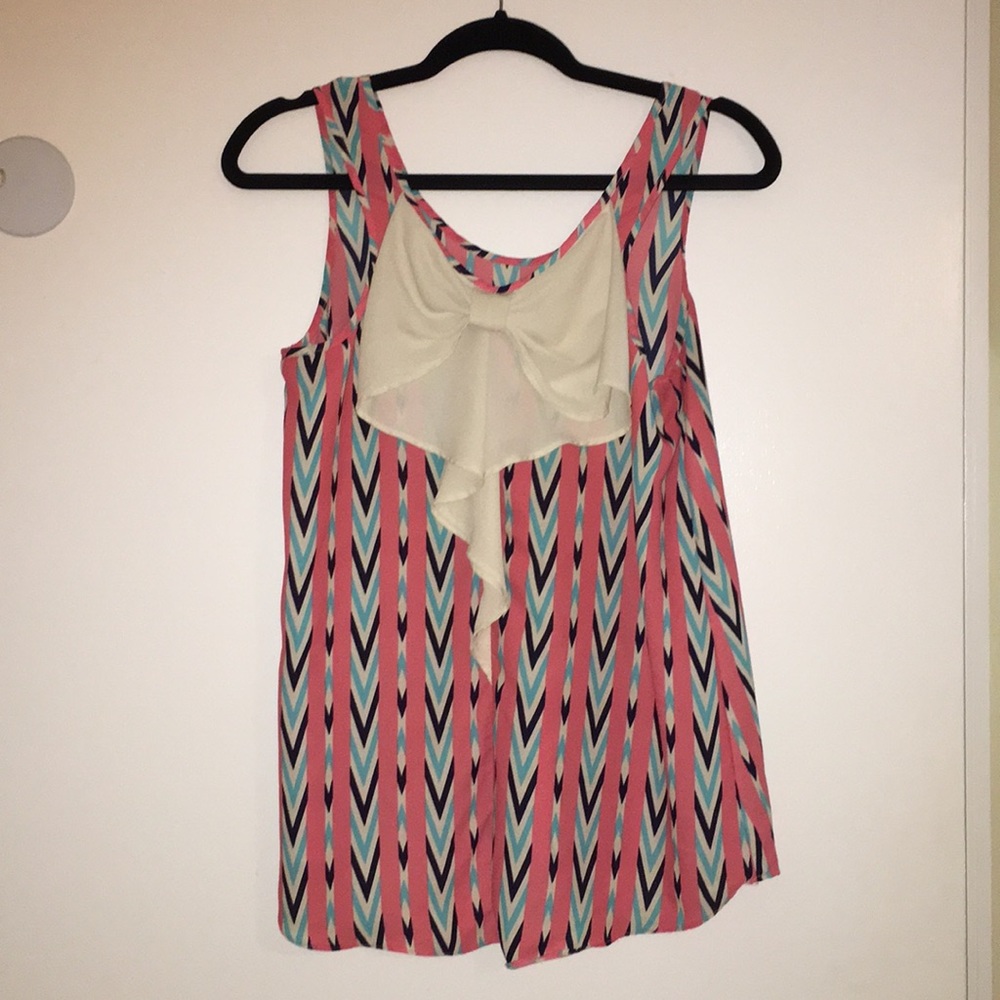 Chevron Top with Bow Accent